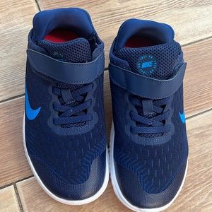 Brand new 1.5 size Nike